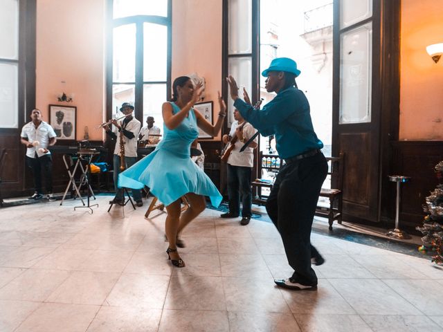 mehmet-turgut-kirkgoz-salsa-timba-formation-cuba-digimonde